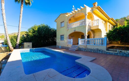 6Bedrooms Mediterranean Detached house for sale in Manzanera-Tosal